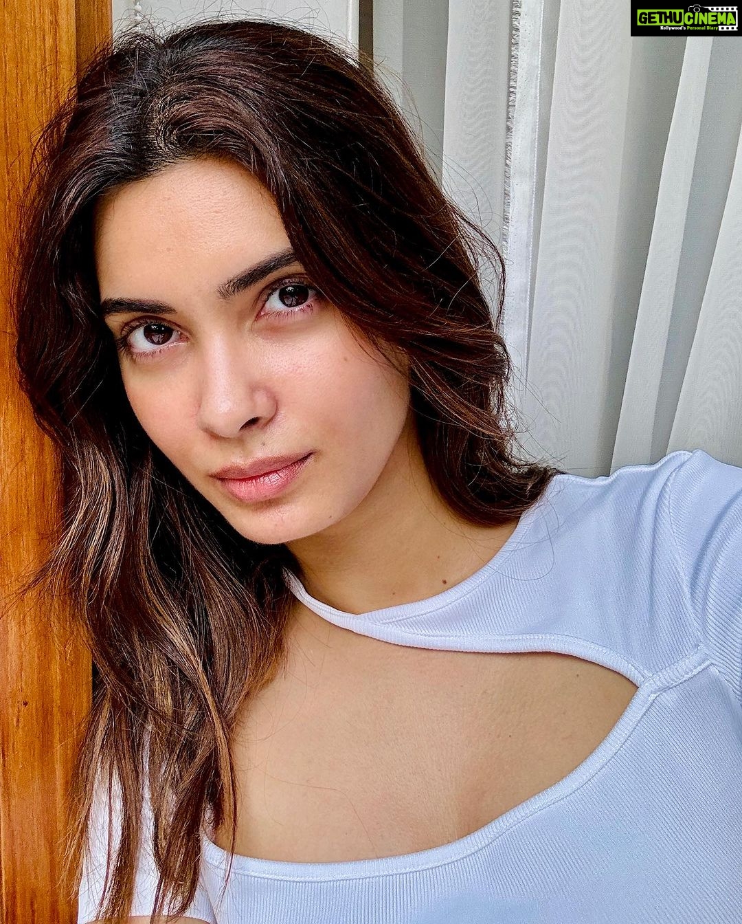Diana Penty Instagram - November-ing 🍀