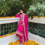 Diana Penty Instagram - Wishing you all light and magic ✨💫 #HappyDiwali