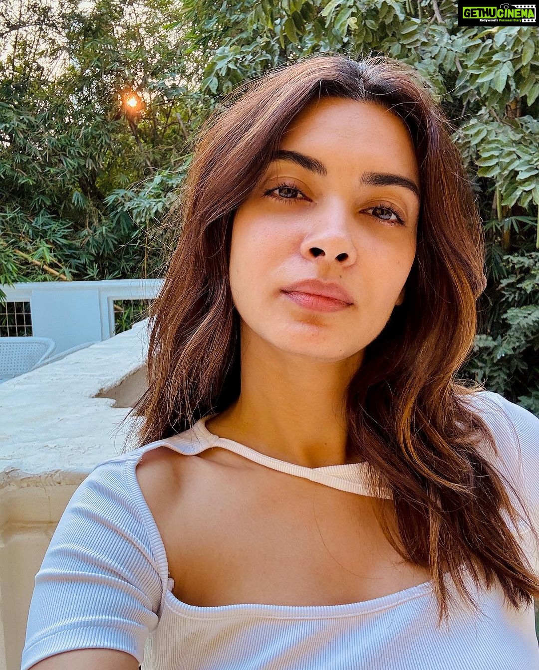 Diana Penty Instagram - November-ing 🍀