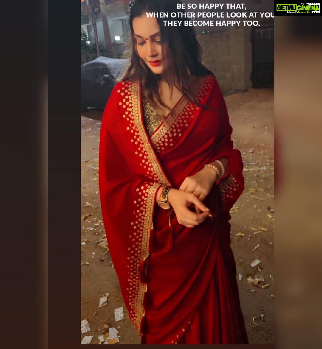 Diksha Panth Instagram - Diwali ki shubkamnaye 🪔😊
