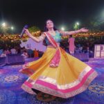 Dimple Biscuitwala Instagram - DAY 6 was lit 💥 #navratri2023 #dimplebiscuitwalalive @hashtagnavratri @theslackersgroup . Captured by @_hb.photography__
