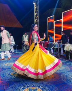 Dimple Biscuitwala Instagram - DAY 6 ❤️‍🔥💃🏻
@theslackersgroup 
@hashtagnavratri 
.
#navratri2023 #dimplebiscuitwalalive 
.
Wearing @priha_the_deisgner_studio 
Jewellery by @the_beta_girl 
Clicks by @_hb.photography__ 
Makeup and hair by @saramakeupofficial 
Styled by @style_by_mita