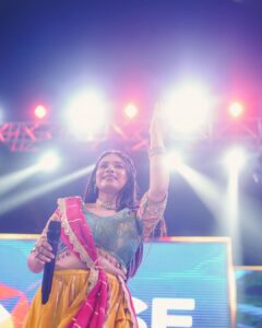 Dimple Biscuitwala Instagram - DAY 6 ❤️‍🔥💃🏻
@theslackersgroup 
@hashtagnavratri 
.
#navratri2023 #dimplebiscuitwalalive 
.
Wearing @priha_the_deisgner_studio 
Jewellery by @the_beta_girl 
Clicks by @_hb.photography__ 
Makeup and hair by @saramakeupofficial 
Styled by @style_by_mita