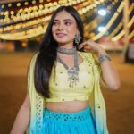 Dimple Biscuitwala Instagram - DAY 5 ❤️‍🔥 in Ombre 💚🩵 #navratri2023 . Wearing @riyasharedalal.label Captured by @_hb.photography__ Styled by @style_by_mita Jewellery by @the_beta_girl Hair by @headshotsalons Makeup by @saramakeupofficial