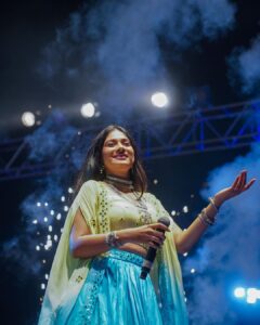Dimple Biscuitwala Instagram - DAY 5 ❤️‍🔥 in Ombre 💚🩵 #navratri2023 . Wearing @riyasharedalal.label Captured by @_hb.photography__ Styled by @style_by_mita Jewellery by @the_beta_girl Hair by @headshotsalons Makeup by @saramakeupofficial