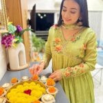 Dimple Biscuitwala Instagram - સાલ મુબારક🙏🏻🪔✨
