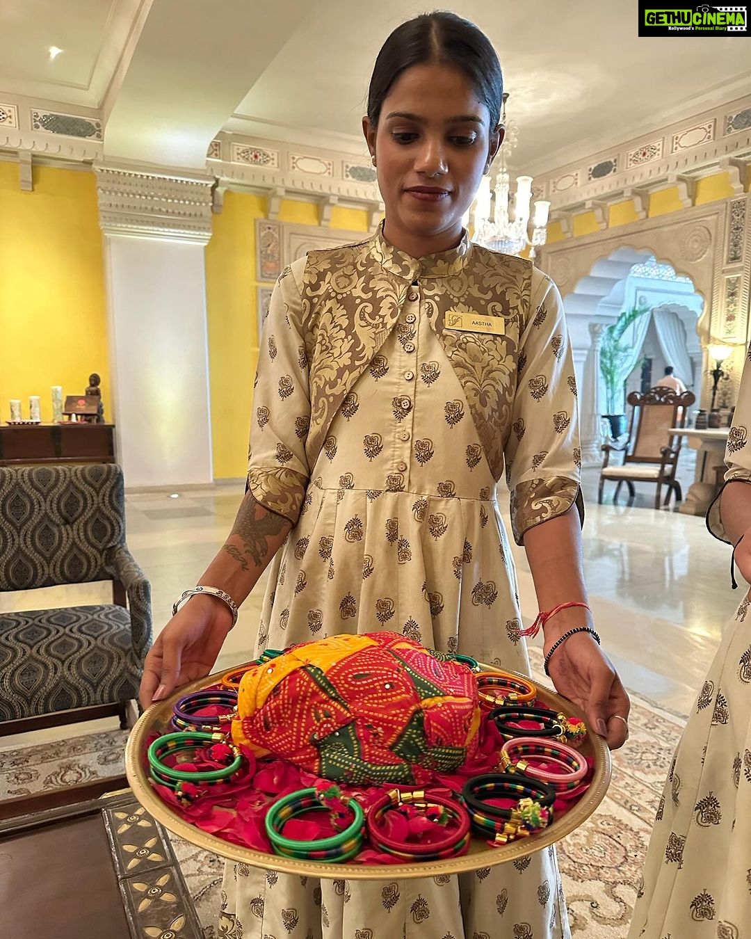 Dimple Biscuitwala Instagram - Hello PinkCity🌸 . #getaway #holidayvibes #dimplebiscuitwala #jaipur Fairmont, Jaipur