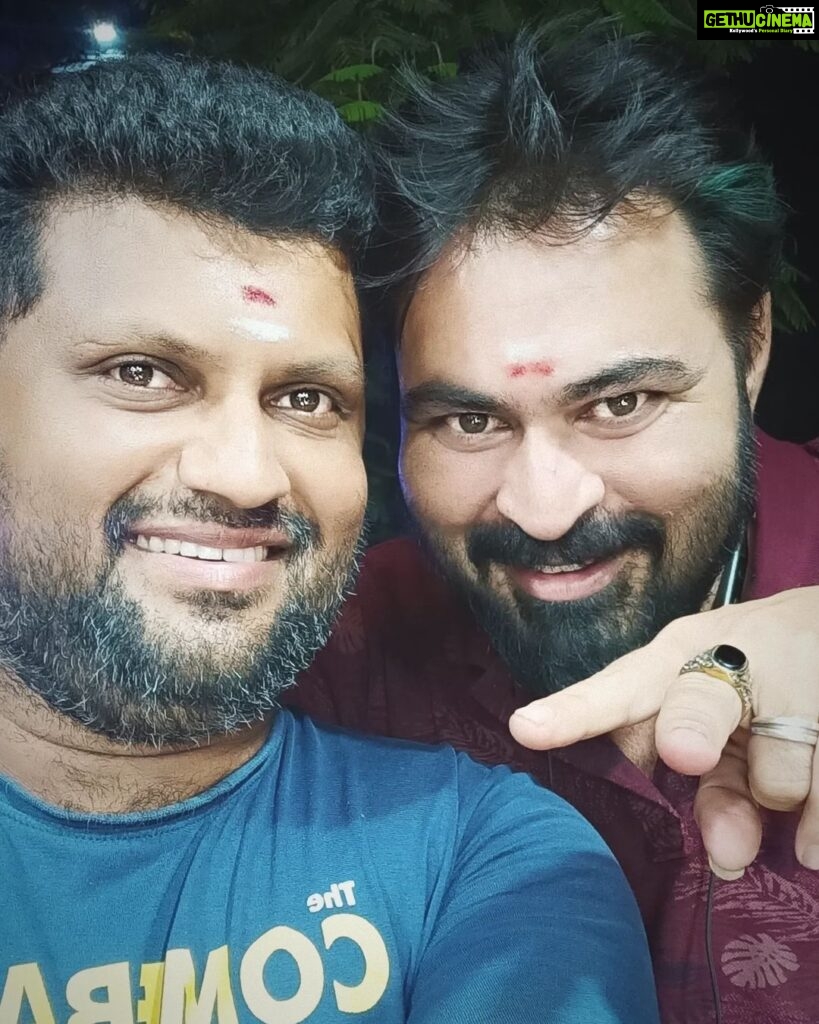 Dinesh Gopalsamy Instagram - Happy for my #natpu #friend @dineshgopalsamy Congratulations da Play the real game as you wanted to play #biggbosstamil #biggboss7tamil #dineshgopalsamy #biggboss7