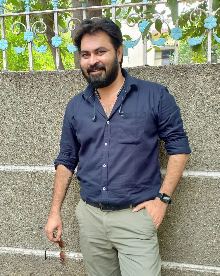 Dinesh Gopalsamy Instagram - 🙂