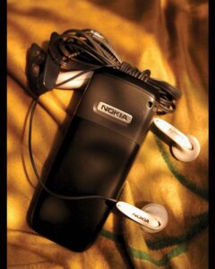 Dinesh Gopalsamy Instagram - ...
Those were best in Time files...😀 
No 2G,3G,4G,5Gs....
No Social Pressures., Just COMMUNICATION...🙂👌
...
My First Mobile, Picture taken in Nikon DSLR for Loyola Project...