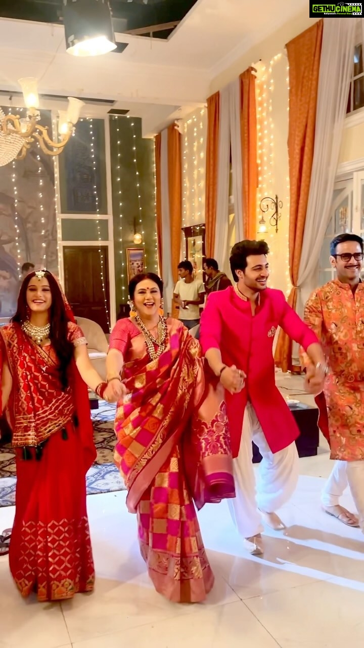 Dipika Chikhlia Instagram - Hum sath sath hain ❤️ . . . . . . #hritikyadavactor #dhartiputranandini #nazarantv #bts #reelkrofeelkro #dipikachikhliatopiwala #viralvideos Mumbai, Maharashtra