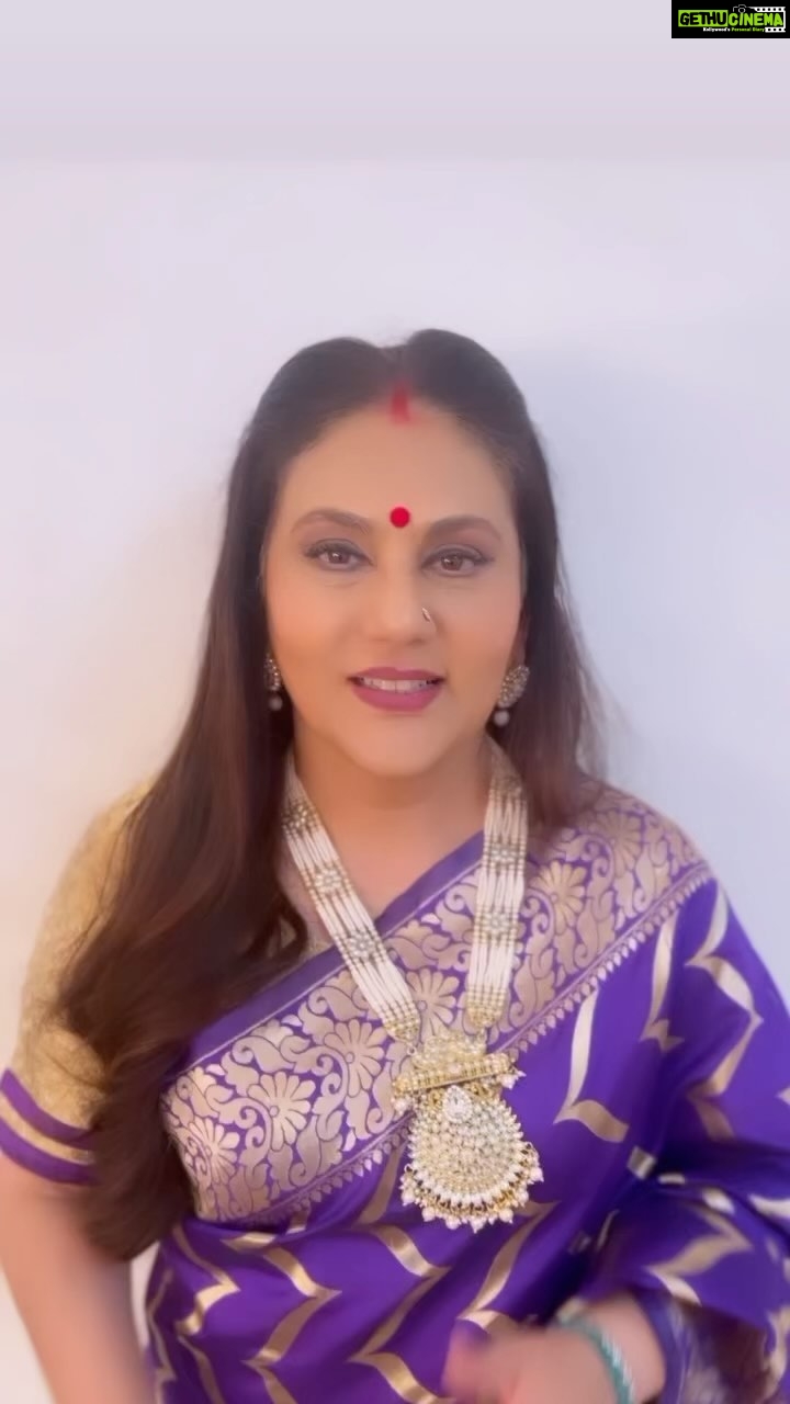 Dipika Chikhlia Instagram - #vocalforlocal buy local products from the market help small and medium manufacturers ,spread the word and help our indian brothers and sisters help the country 1) #gujarat.information 2) #iharshsanghavi 3) #cmogujarat