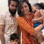 Disha Madan Instagram - Happy Deepavali from us to you 🪔✨ Hope you’ve had a wonderful festival ♥️ Swipe to see Avira creating art on my face with kumkuma. 😂