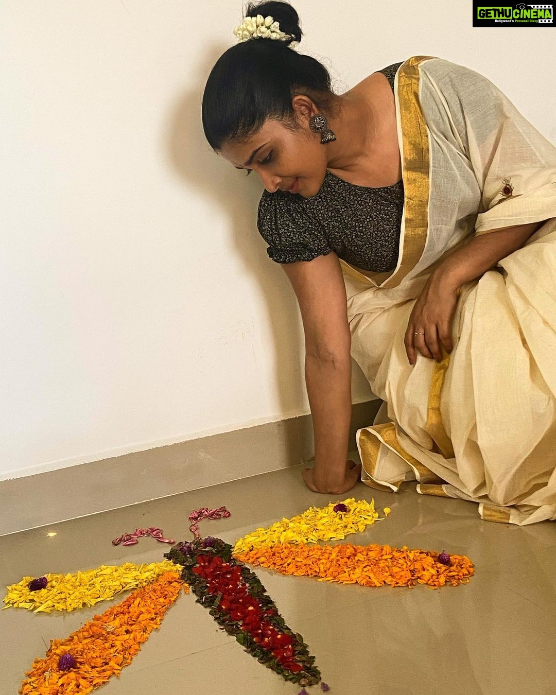 Divya Prabha Instagram - Onam 2023 🌾🌺 Kochi, India