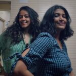 Divya Prabha Instagram – Twinning with the most favourite and coolest person on the set 💚💙

@seasonxv

#awial Mumbai – मुंबई