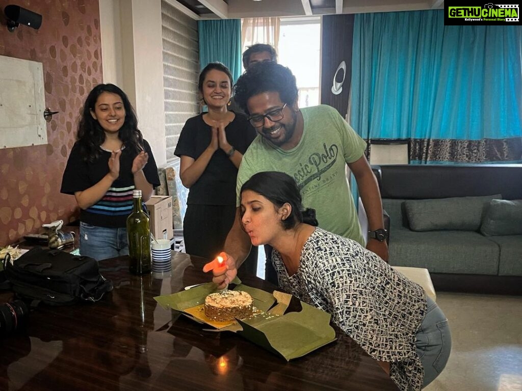 Divya Prabha Instagram - With a bunch of beautiful people …. With ‘Payal ‘and team ! ‘All we imagine as Light ‘ #abirthdaytoremember #18thmay South Mumbai
