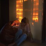 Divya Prabha Instagram - The colours of evening!!! #aneveningwithamma #capturedtodayevening Thank you soo much for the beautifull evening , ചുക്കുകാപ്പി & ഓംലറ്റ് @raj790402020 @divivalsan_another_her