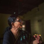 Divya Prabha Instagram - The colours of evening!!! #aneveningwithamma #capturedtodayevening Thank you soo much for the beautifull evening , ചുക്കുകാപ്പി & ഓംലറ്റ് @raj790402020 @divivalsan_another_her