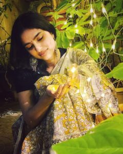 Divya Sripada Instagram - Deepavali 🪔