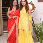 Donal Bisht Instagram – Happy Diwali !!! 🪔✨ As my every year ritual #Rangoli made by me ❤️🤗 Do let me know how you guys liked it 🥰 and it’s always lovely with family, some beautiful memories captured are a lifetime treasure ❤️💫✨ Delhi – NCR