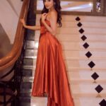 Donal Bisht Instagram - A flower will always grow in the direction of the sun because beauty recognises beauty. 🧡 . . . . . . . . . . . . . @emblaze_mb @kickyandperky @Yourstylistforever @lsd.photography.official @portraitdeewana @vanshikhachanglanimua @trending_influencers . . . . . . . . #girl #wonderland #diva #hot #explore #donalbisht #elegence #instagood #instamood #goodvibes #happy #location #pictureoftheday #best #beautiful #dress #love #copper #instagram #instamood #instalike #blessed #actor #stairs #lifestyle #beauty #glam #beautiful #looks #photoshoot #sun