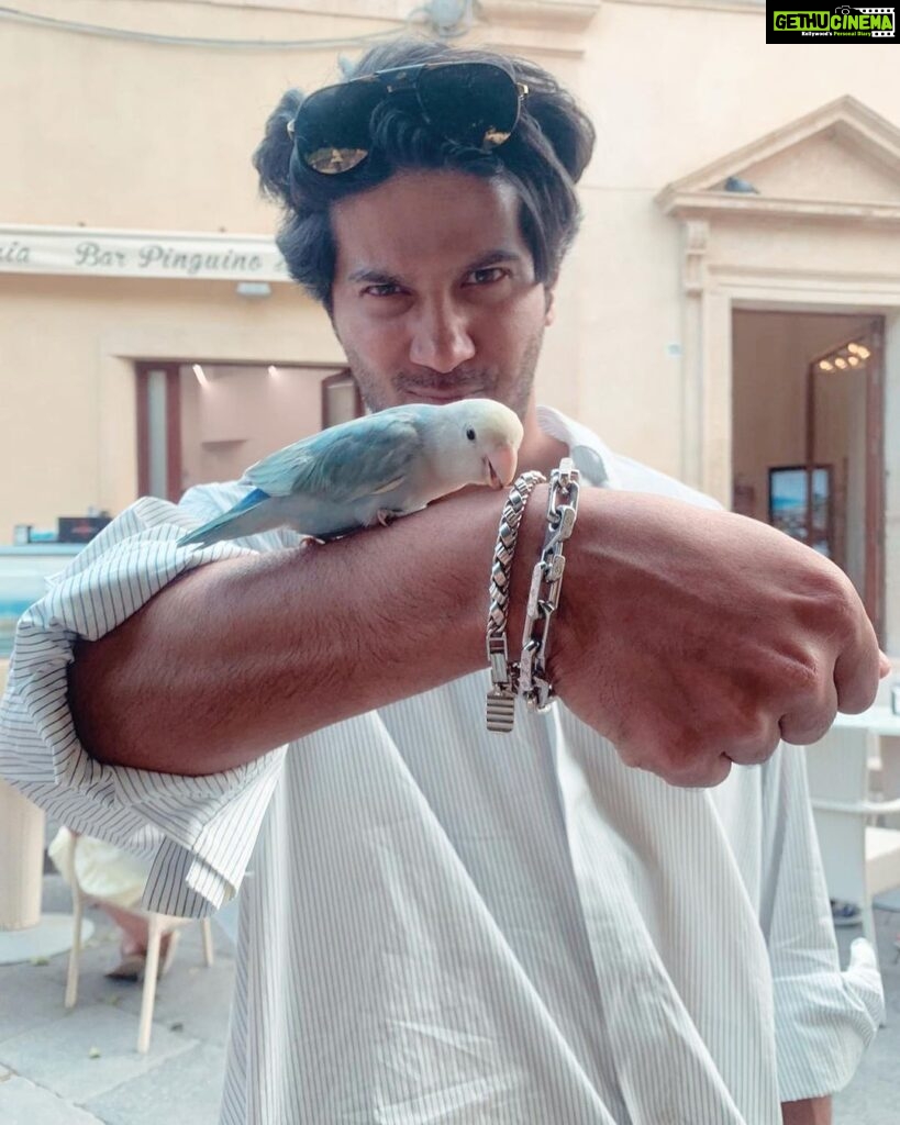 Dulquer Salmaan Instagram - Bird Man ! #parava Noto