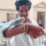 Dulquer Salmaan Instagram – Bird Man !

#parava Noto