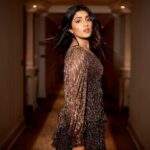 Eesha Rebba Instagram - Miss me?🤎✨ Hair and Makeup by: @shreyakiritmakeupandhair Photography by : @ashish_ojha_photography