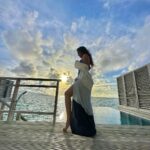 Eesha Rebba Instagram - U know the vibe🌊☀️🐬🏝️ #dhigalimaldives #coastalin #maldives