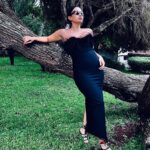 Elena Roxana Maria Fernandes Instagram - Back in Black! 🖤 Find my Xuliy Feather Maxi Bandage dress at @bellabarnett.official Get extra money off with my code WEF15 for a sneak peek at their lastest Black Friday Clothing Sale! . #bellabarnett #blackfriday #partyoutfit #bbgals #blackfriday2023 #blackfridaysale #holidayshopping #partydress #BlackFridayWithBB #christmasoutfit