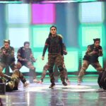 Elina Samantray Instagram - This performance will always remain special! Thank you to my dearest brother @lovekazue for trusting me. Thank you @kabirprasadpradhanofficial for the choreography. Don't forget to watch the grand show tomorrow! Evening. @zee_sarthaktv Special shout out to all the brilliant dancers who are the stars of this performance! Team KDS❤️