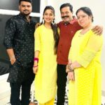 Elina Samantray Instagram – My pillars of Strength ❤️
@rayelinasamantaray
@jyoti_ranjan_samantaray
@anuradha_samantaray