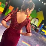 Elina Samantray Instagram – It’s difficult for me to not smile in my pictures!! I rarely win in this battle..💃

Wearing @zubysdesignerhouse @ali.zubina