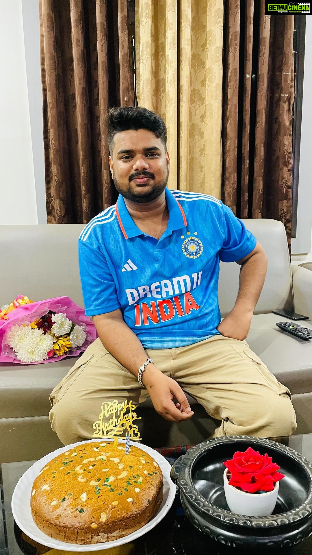 Elina Samantray Instagram - Birthday Boy was sad since 48 hours. Because of the World Cup results. On the match day he didn’t even take a single picture in his New Jersey. But today I asked him to wear Indian jersey and celebrate our small party .,he agreed!! And this is how it went🩷💫 Happy birthday to the boy who can make me laugh even on my death bed! I love to the power of infinity my Thapak😘❤️ @reet_samantaray__ PS: song suggested by the birthday boy!🙄 Miss you Baba @jyoti_ranjan_samantaray ❣️