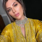 Elnaaz Norouzi Instagram - May the light within you always shine brighter than a million Diyas!!! Happy Diwali ♥️✨ #Diwali #HappyDiwali #LoveandLight