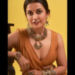 Esha Kansara Instagram - Eshyl ❤️ @eshyl_silver Styling @styleitwithniki Photography @badal_patel52 @poojan____19 Edit @_hirav_panchal Outfit- @manali_trupti #eshyl #eshakansara #navratri2023 #925silver #silverjewellery #sterlingsilver #ahmedabad