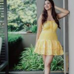 Eshanya Maheshwari Instagram - 🌻💛✨ Outfit by- @srstore09official Shot by - @shubz.photo 📍- @hiltongoaresort #yellow #esshanya #goa