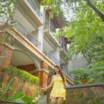 Eshanya Maheshwari Instagram - A different side of Goa!! Here’s the only hilltop resort #HiltonGoaResort in Candolim with the never ending views of the beautiful Nerul River. @HiltonGoaResort is a place where you unwind and explore. With the largest rooms in North Goa, the resort is tucked in the lush landscapes of the Saipem village in Candolim offering mesmerizing views, soul satiating F&B experience and inspiring service culture. Planning Goa for the vacay? Look no further, it is #HiltonForTheStay #goa #hilton #resort #candolim #family #friends #hilltopresort #holiday #views #riverview #vacation #getaway