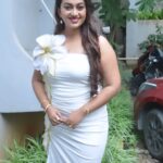 Ester Noronha Instagram – Time to bloom! 🌸

Event : New movie “Lethakulu” opening 
Designer : @clothingpallet.in 
Stylist : @spoorthi._rao 

#timetobloom #bloom #blooming #newbeginnings #start #opening #inauguration #beginning #telugumovie #telugu #tollywood #tfi #lethakulu #pressmeet #hyderabad #prayers #blessings #thankyouJesus #thankyouGod #Godbless #muchlove