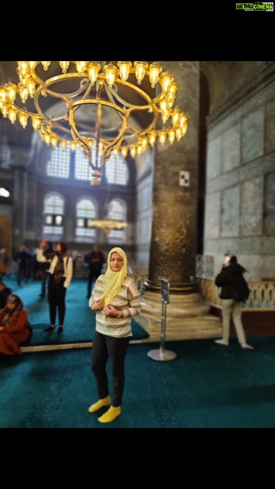 Falguni Rajani Instagram - Hagia sophia🇹🇷 #istanbul #hagiasophia #bluemosque #sultanahmet #fatih #kadıköyplakgünleri #bosphorous #türkiye #solotraveller #nomadlife #backpackerslife Hagia Sophia - Istanbul, Turkey