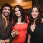 Farhan Akhtar Instagram - @davidbeckham It was an honour to meet a legend in person that was so patient, kind and warm! You were so lovely thank you! Hope to see you again real soon ❤️ Thank you to @sonamkapoor and @anandahuja who are such gracious hosts and made it such a special night for everyone. No one does it like you guys ❤️