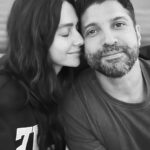 Farhan Akhtar Instagram - Happy place .. @shibaniakhtar ♥️