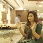 Farina Azad Instagram - Embrace the Sparkle of the Festive Season at GRT Jewellers’ Bangle Mela! Their wide range of collection was a visual delight, leaving me captivated by the dazzling, intricate, and one-of-a-kind jewellery pieces on display. I couldn’t help but be mesmerised by the timeless allure of the ethnic and vintage gold bangles which exuded a rich heritage charm that perfectly complements any vintage festive look. 🌼🌟 But wait, there’s more! GRT is currently offering some special offers that you absolutely shouldn’t miss out – a 10% discount on diamonds and uncut diamonds (excluding solitaires), along with a remarkable 20% reduction in wastage charges (VA) for gold jewellery. 💎✨ Head to your nearest GRT Jewellers showroom now and let’s make this festive season truly extraordinary! *T&C applies # GRT #Gold #GRTJewellers #BangleMela #JewelryLove #specialoffers #goldbangles #diamondbangles
