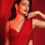 Fatima Sana Shaikh Instagram - Mohe rang do Laal. Wearing @manishmalhotraworld Hmu @myrra_makeup_art Jewellery @ut_jewellery_by_harveen @vasundharajewelry @asend.rohank Shot by @kapilcharaniya