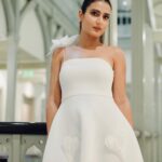 Fatima Sana Shaikh Instagram - Styling @shreejarajgopal Wearing @ozeqo Earrings @hcraftjewellery Rings @hybajewels Makeup @poonamsrv Hair @paloshell 📸 @_aniketbhunia_