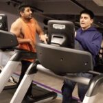 Gautam Rode Instagram - We all have that social butterfly gym bro who believes in lifting spirits, not weights 🤪😝 Go right ahead and share this with you know who!!! 😉😁 Gym bro - @mindfullymuscular Shot - @zebiee_xyz_