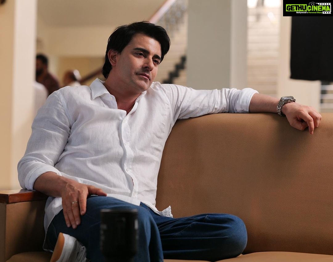 Gautam Rode Instagram - #bandramovie coming on this 10th November in theatres near you😇 #Arjunpandey