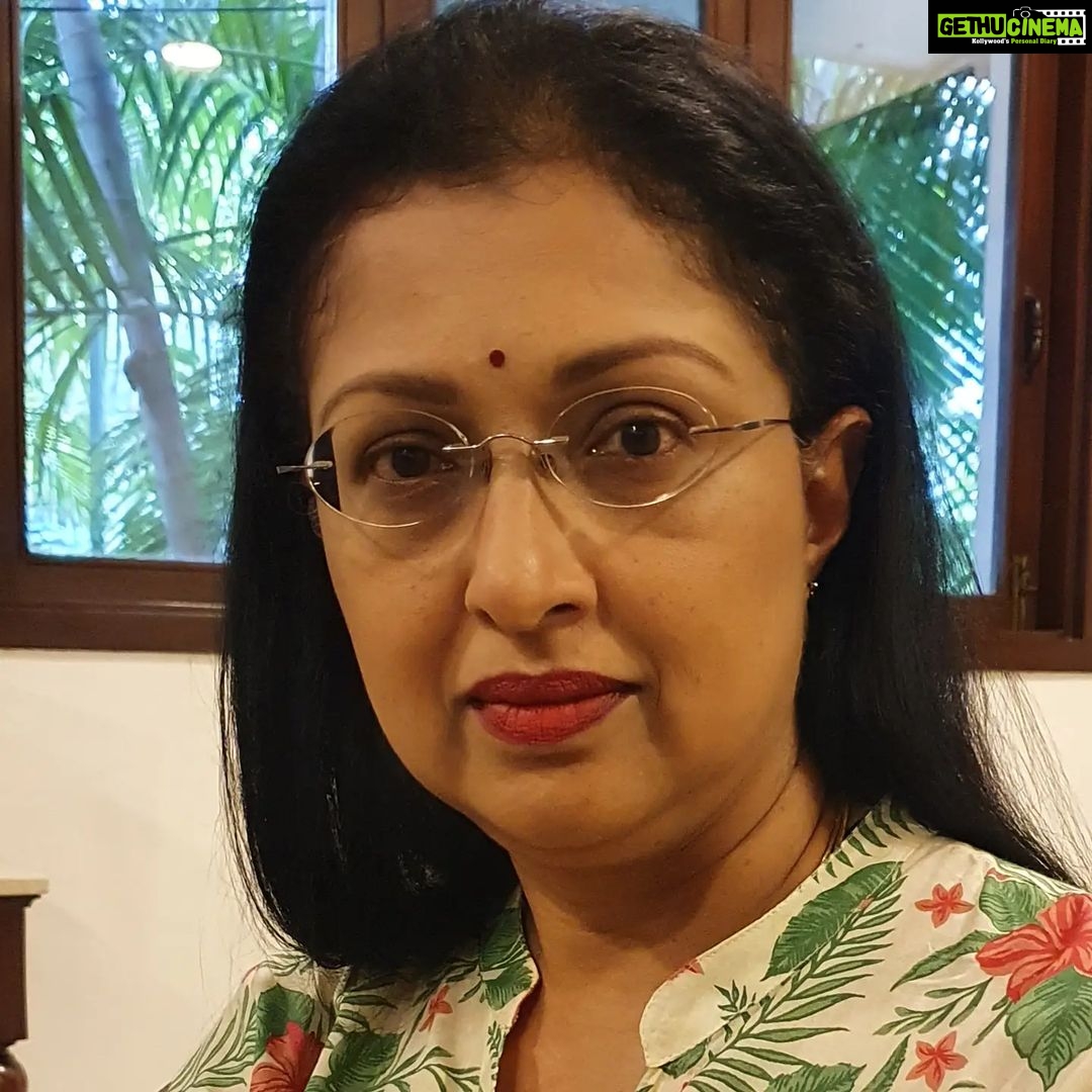 Gautami Instagram - Hope you've all had a good week and wishing you a peaceful weekend ahead... Rest, rejuvenate & be inspired anew for the coming days ❤ Chennai, India