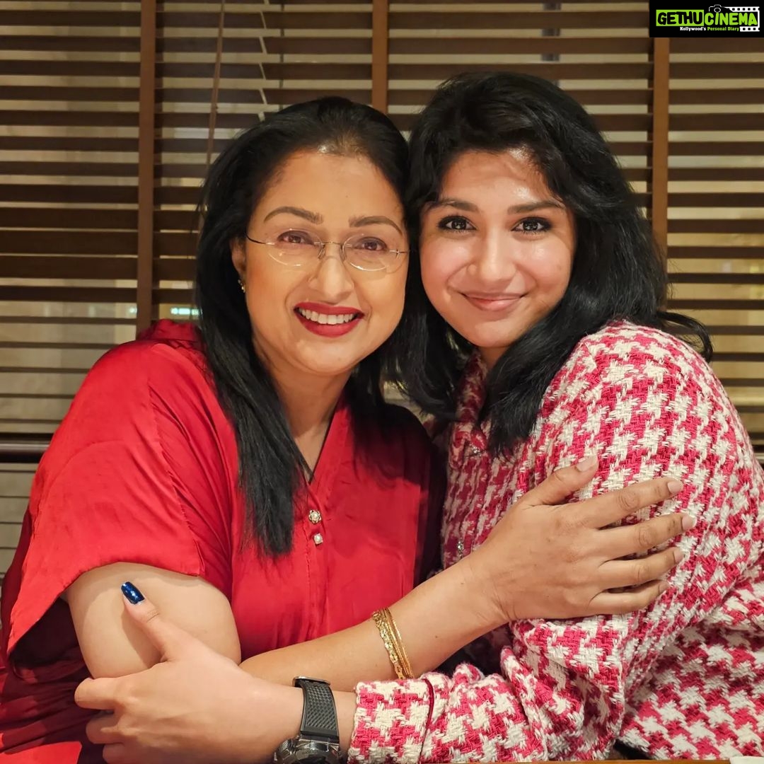 Gautami Instagram - Thank you Universe for beautiful wishes...❤❤❤