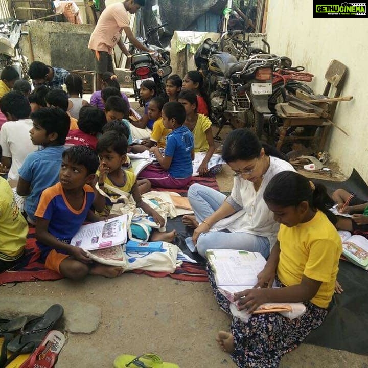 Gautami Instagram - One of the best projects from our #lifeagainfoundation teaching kids and preparing them for competitive exams Will resume soon after #covid_19 Life Again India